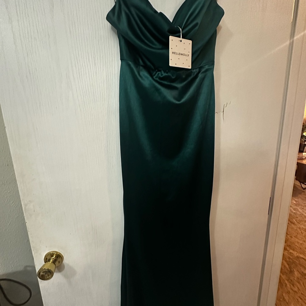 Elegant Green Evening Dress